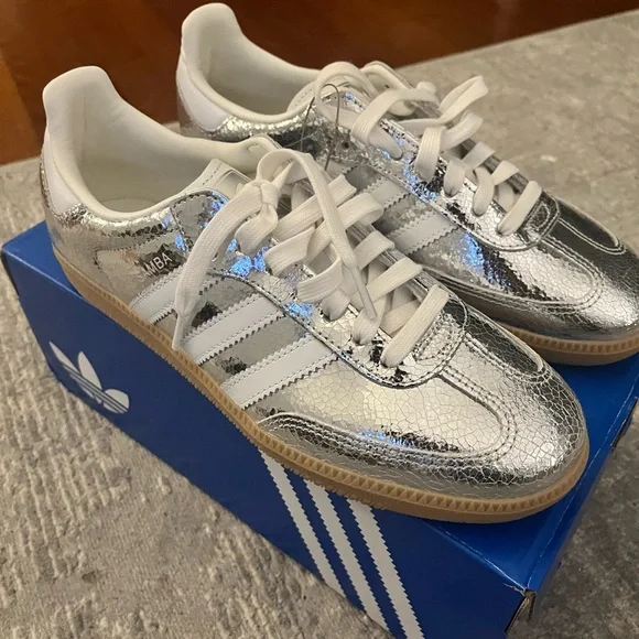 Adidas Samba Silver and White Sneakers - Picture 4 of 4